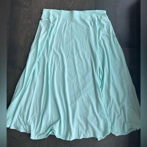 Wilfred Seafoam Blue Midi Skirt stretchy with slit size medium